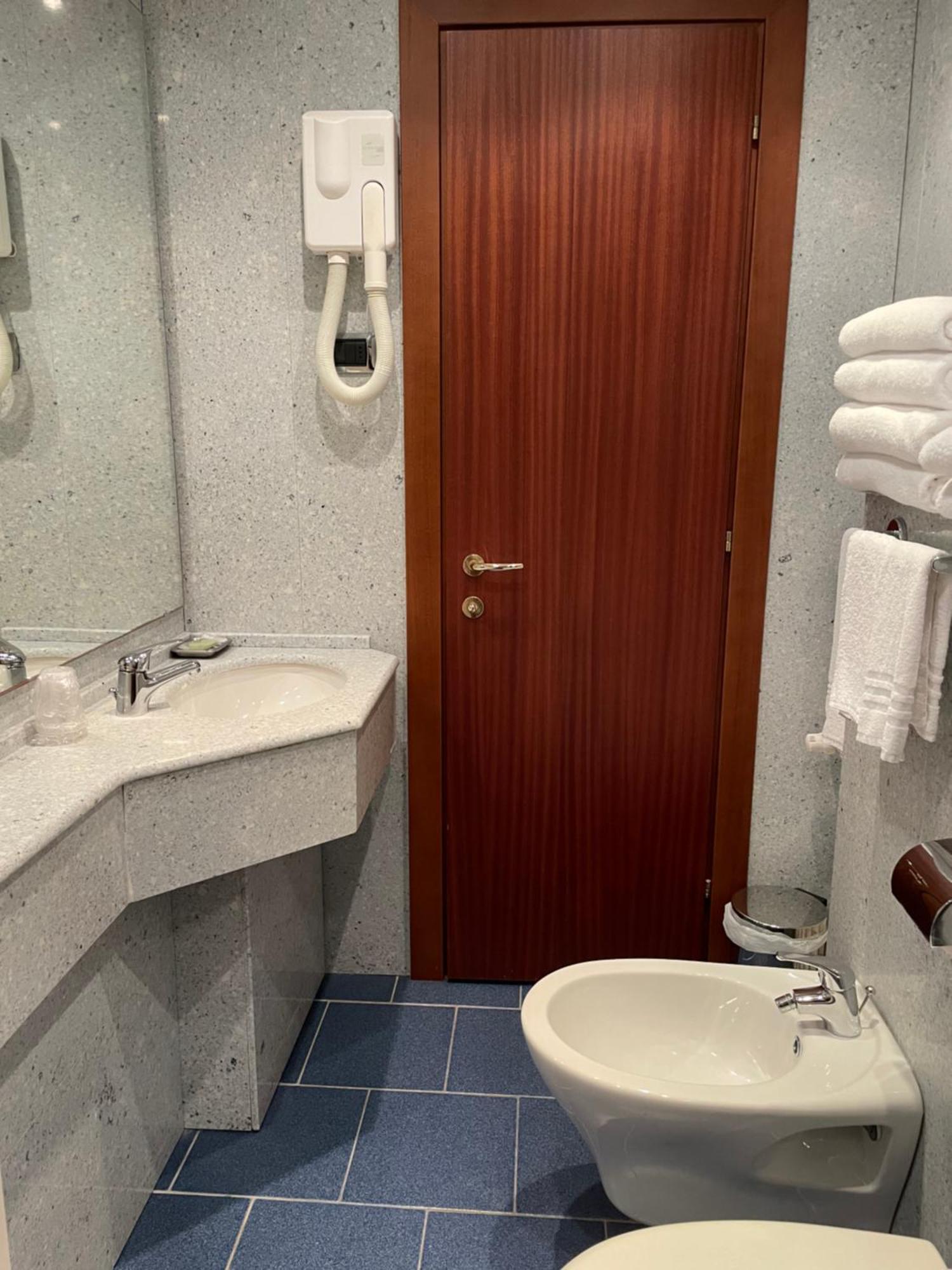 Hotel Mondial Rapallo Værelse billede