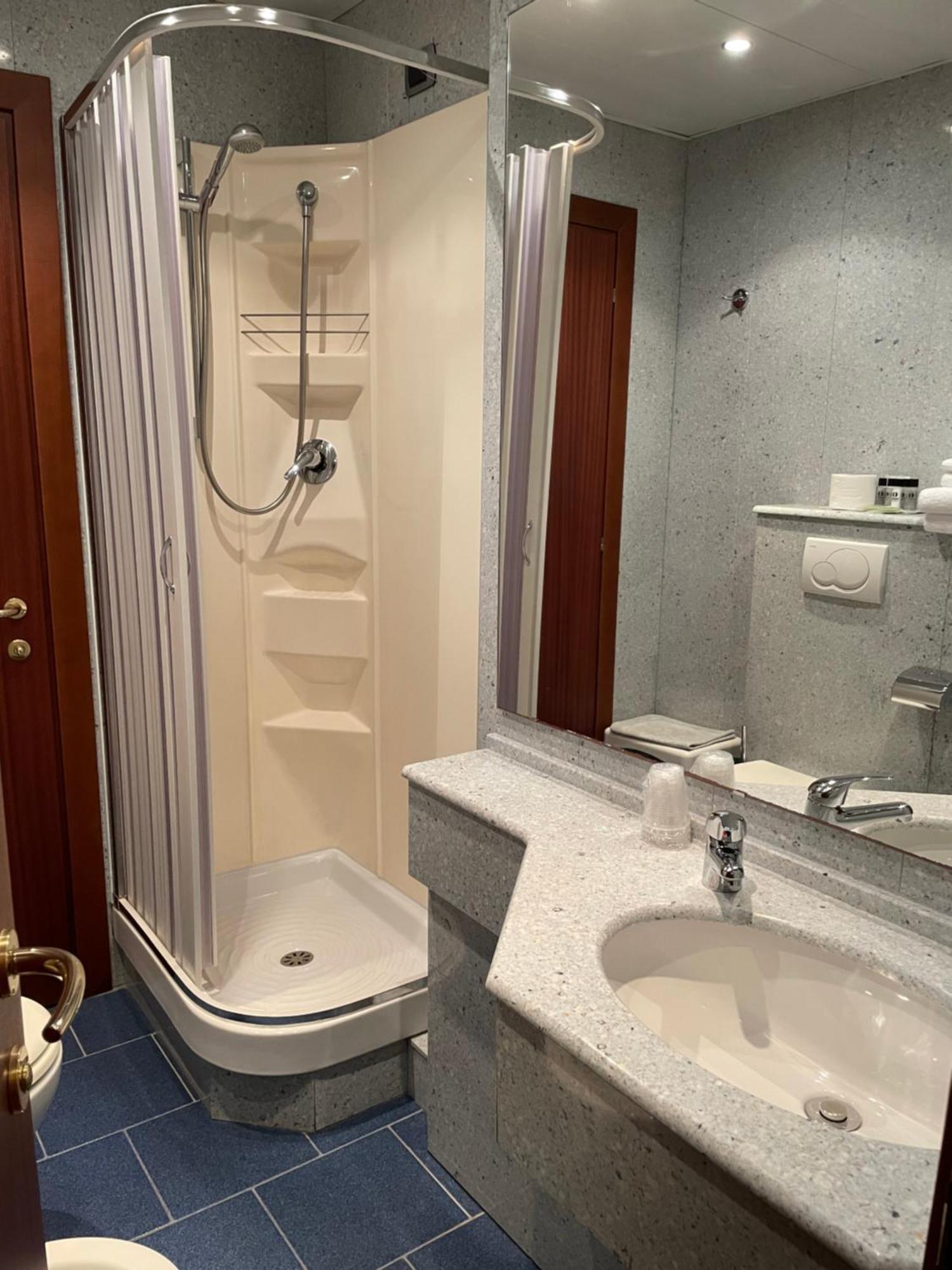 Hotel Mondial Rapallo Værelse billede