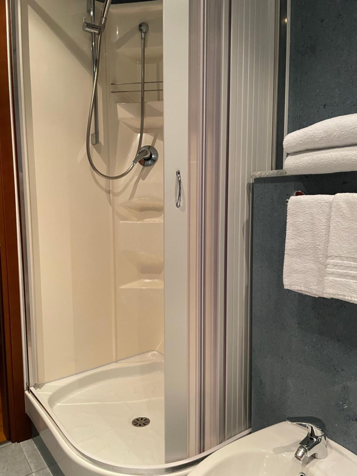 Hotel Mondial Rapallo Værelse billede