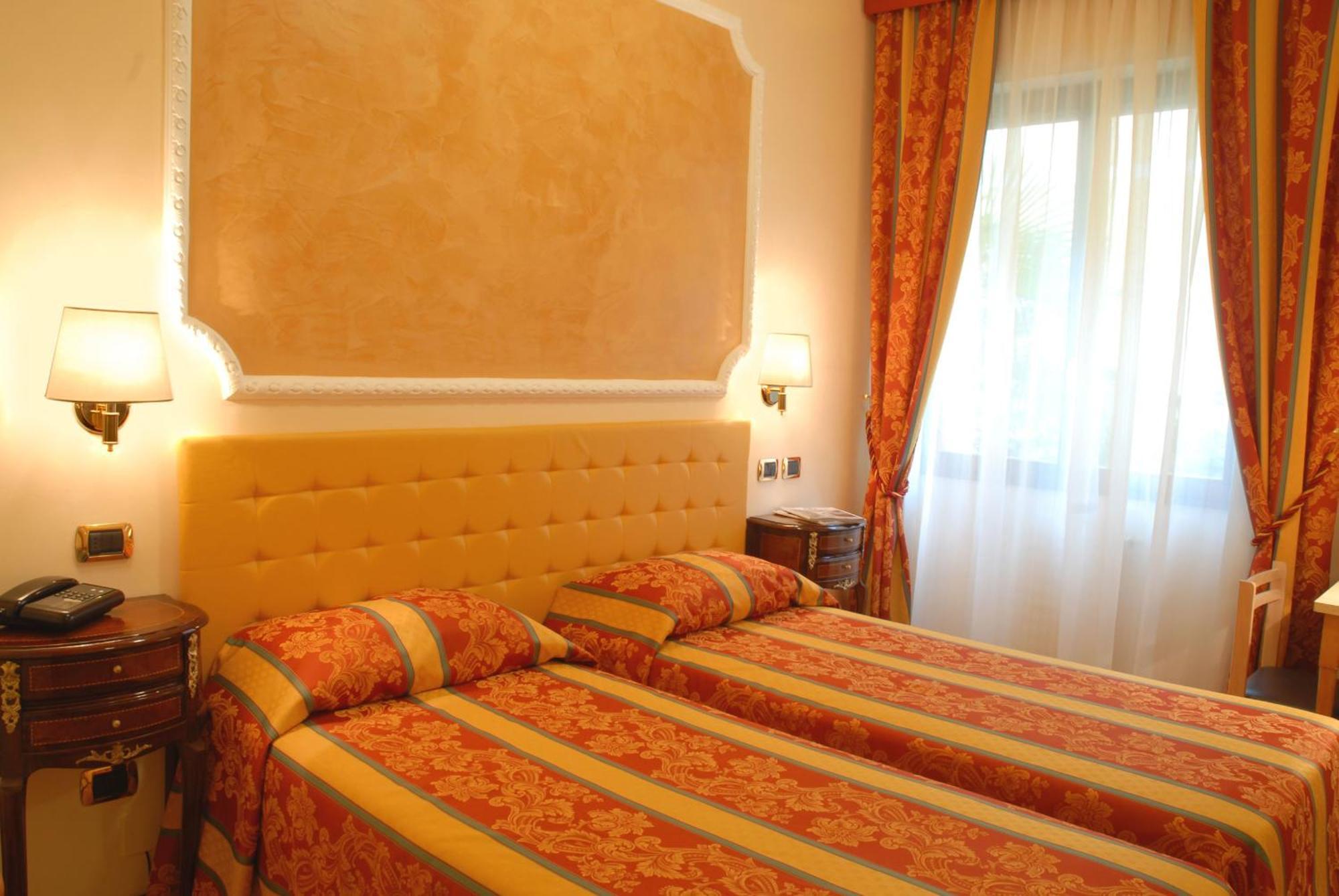 Hotel Mondial Rapallo Eksteriør billede