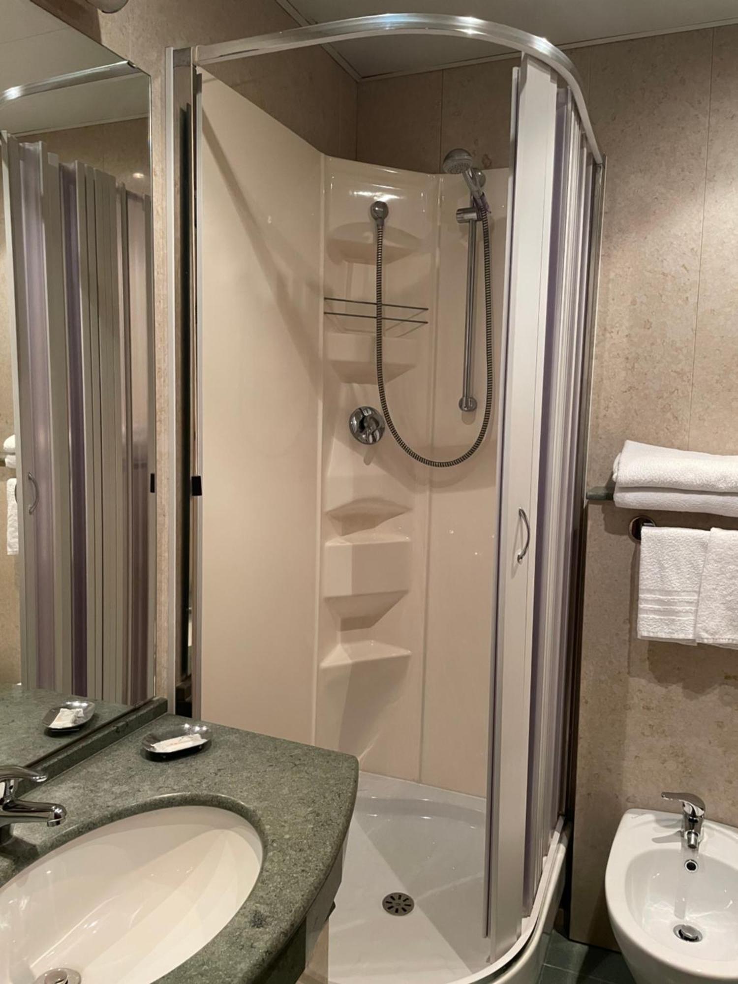 Hotel Mondial Rapallo Værelse billede