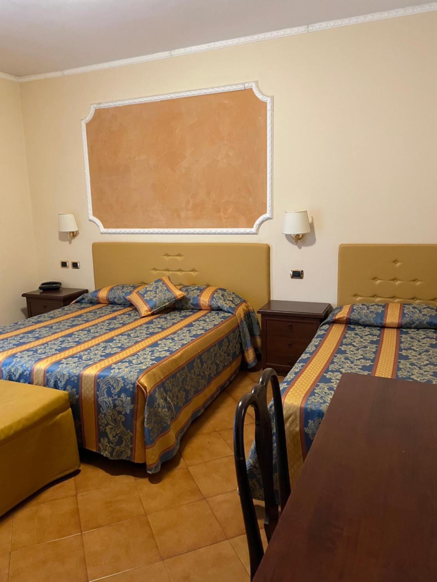 Hotel Mondial Rapallo Værelse billede