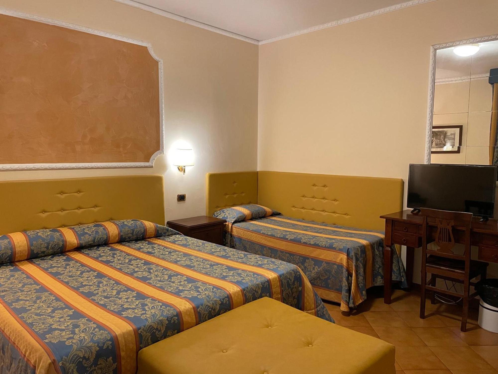 Hotel Mondial Rapallo Værelse billede